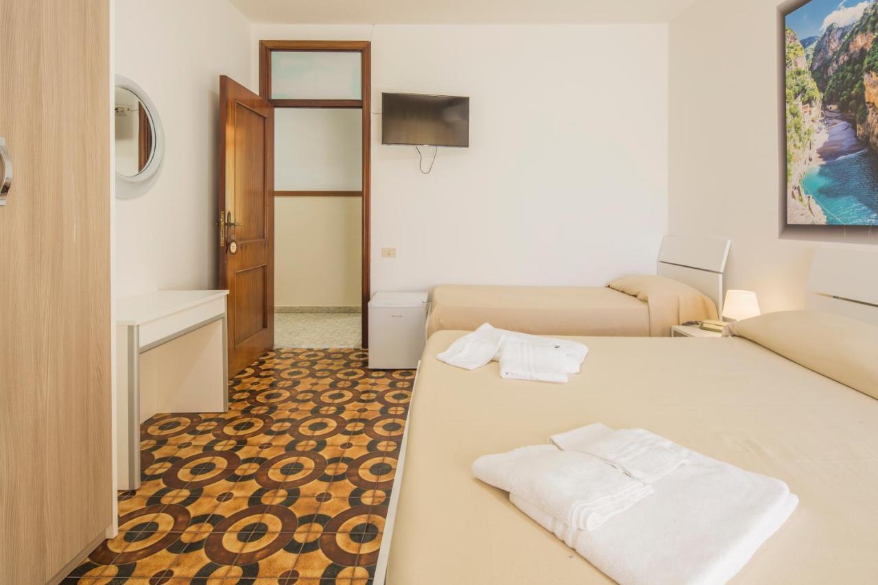 Hotel Rosy Battipaglia Exterior foto